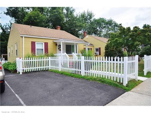 Property Photo:  6-8 Vine Hill Road  CT 06110 