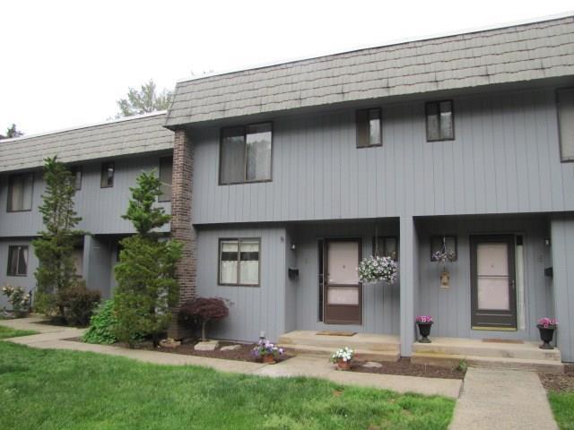 Property Photo:  11 Margo Court 11  CT 06416 
