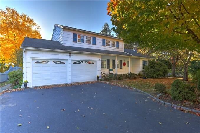 Property Photo: 1027 High Street CT 06824