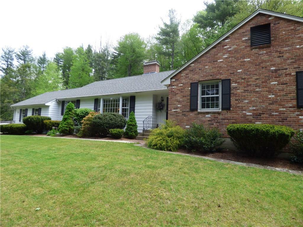 Property Photo:  16 Timber Lane  CT 06001 