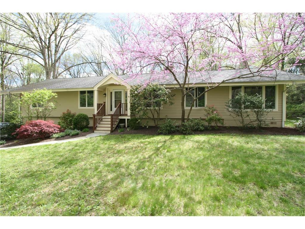Property Photo:  28 Codfish Lane  CT 06883 