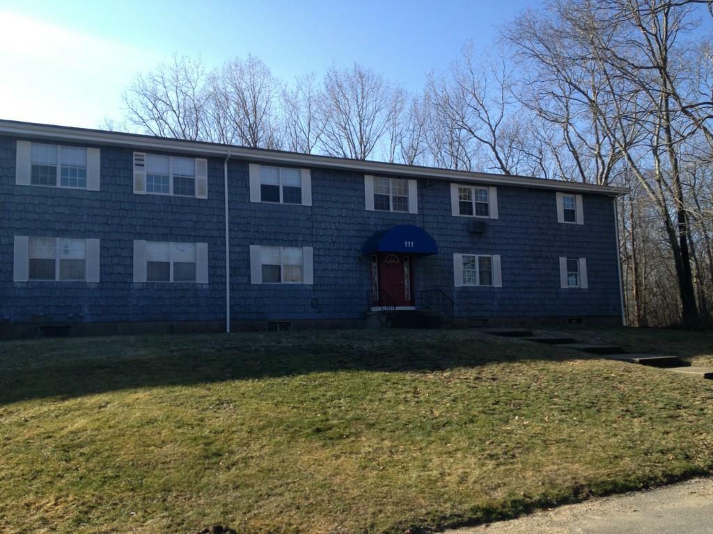 Property Photo:  111 Horse Pond Road E  CT 06420 