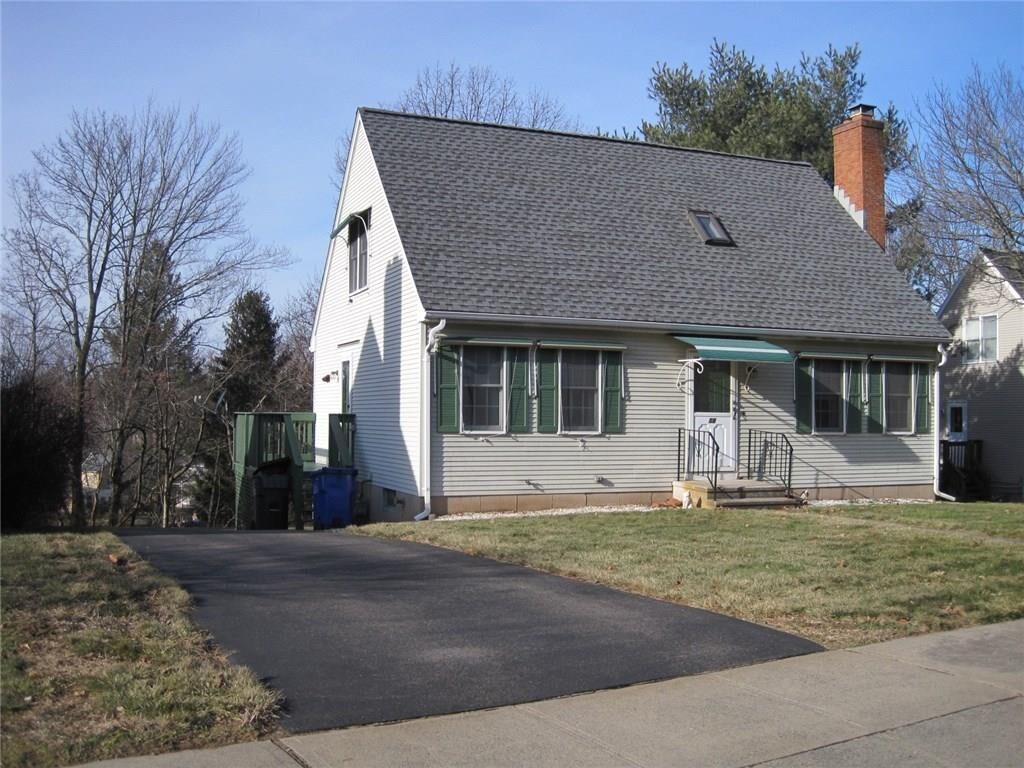 Property Photo:  58 Andrew Street  CT 06457 