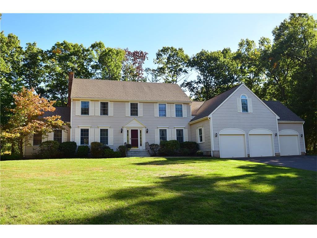 Property Photo: 2 Robinson Circle CT 06029