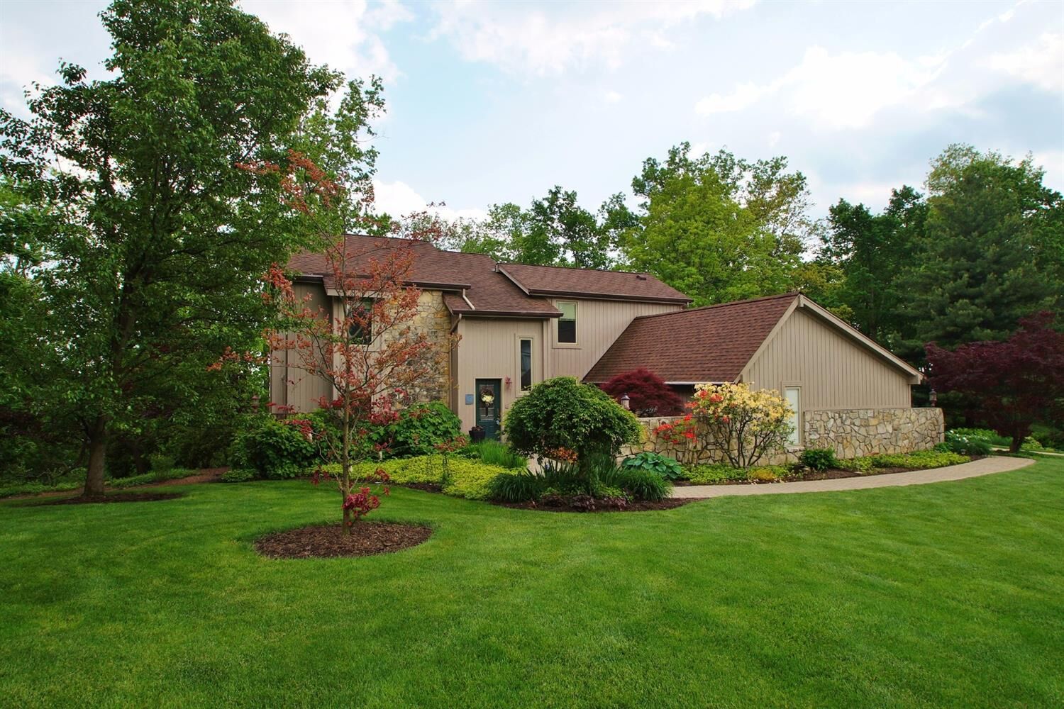 Property Photo:  140 Riverama Drive  OH 45238 