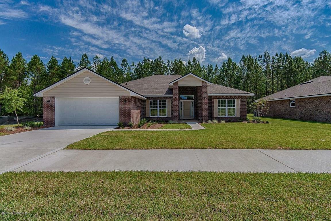 Property Photo: 12588 Weeping Branch Circle FL 32218