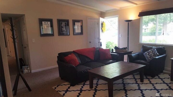 Property Photo: 23421 78th Ave W WA 98026