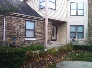 Property Photo:  80 Willow Parkway 80  IL 60089 