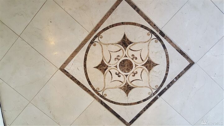 Property Photo:  10102 Terra Glen St SE  WA 98597 