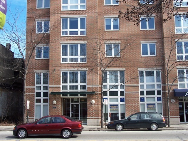 Property Photo:  811 Chicago 701  IL 60202 