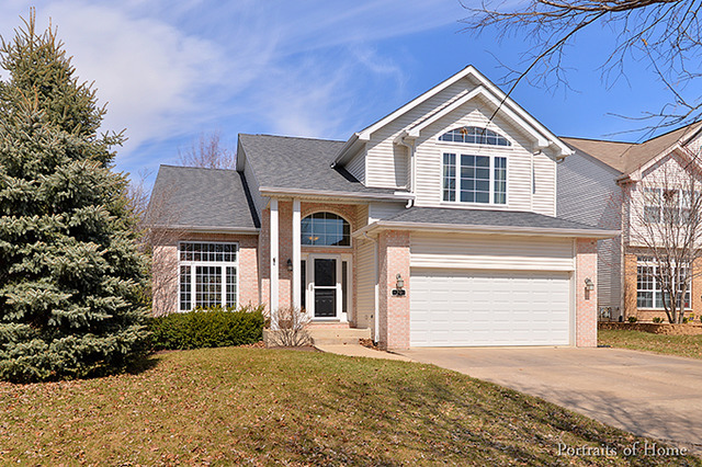 Property Photo: 29 Ridgefield Road IL 60543