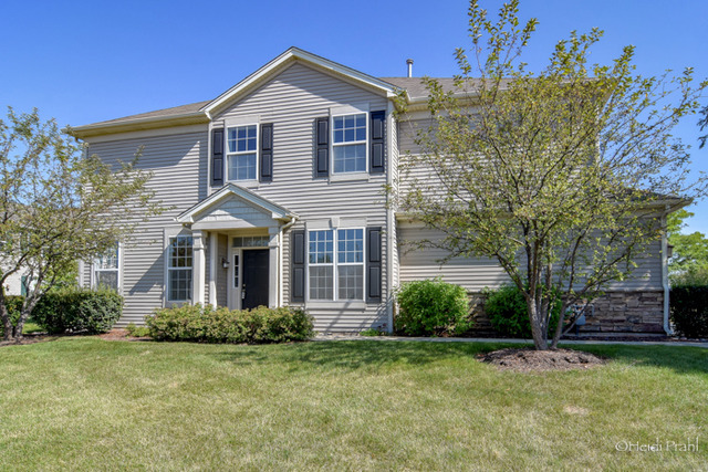 Property Photo: 2210 Gallant Fox Circle IL 60538