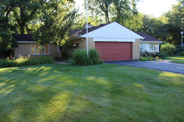 Property Photo:  12 Robin Hood Ranch Lane  IL 60523 