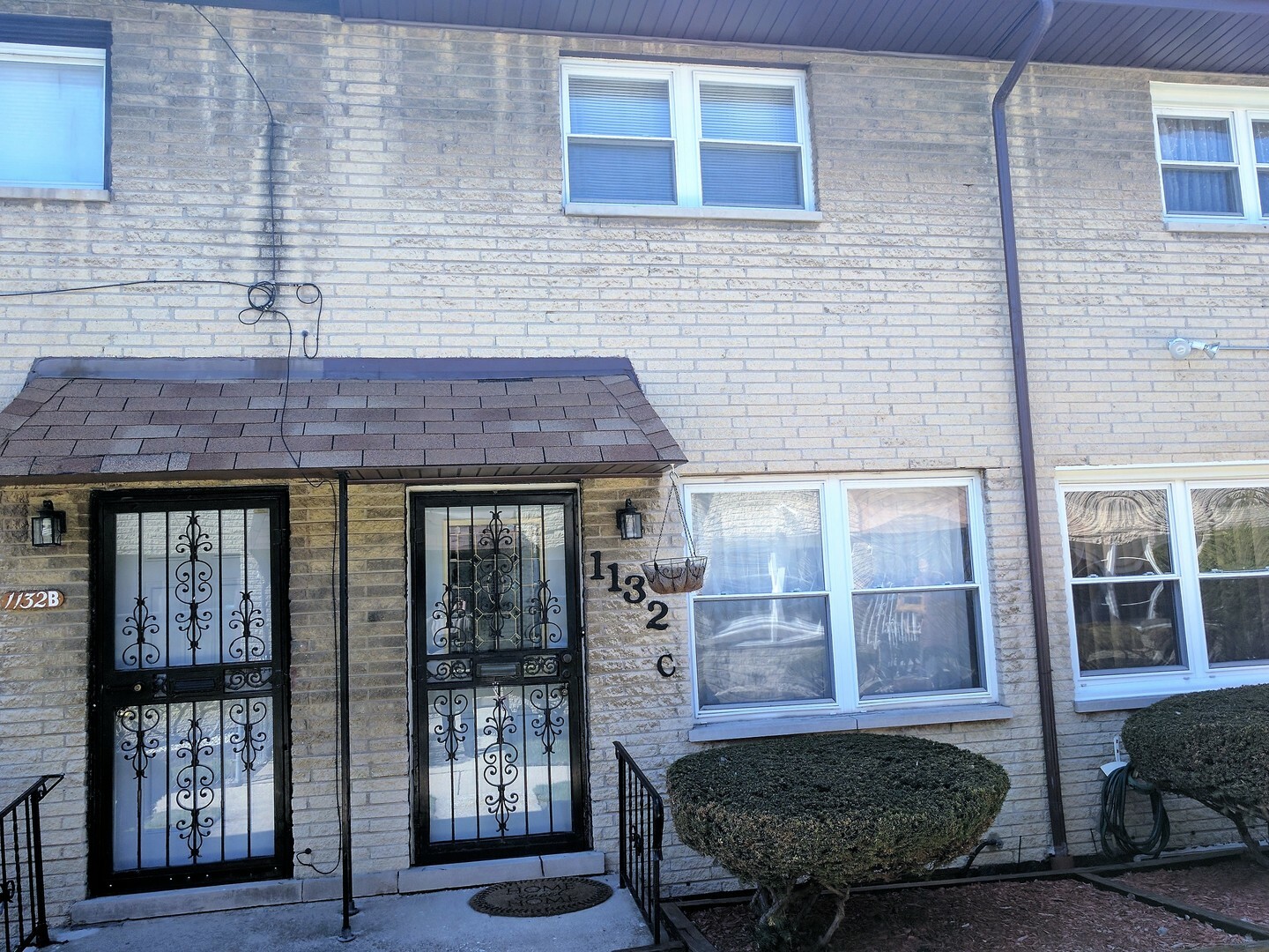 Property Photo:  1132 E 81st Street C  IL 60619 