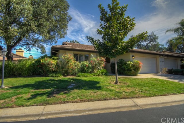 Property Photo:  38360 Oaktree Loop  CA 92562 