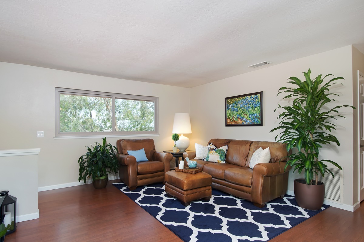 Property Photo:  3050 Avenida Christina  CA 92009 