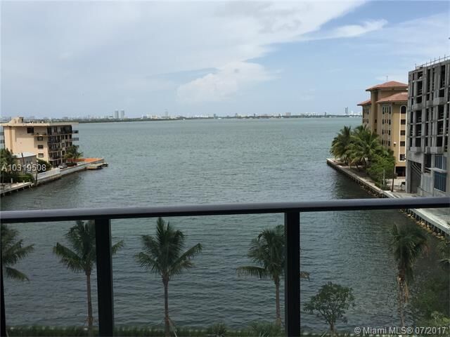 Property Photo:  460 NE 28th St 407  FL 33137 