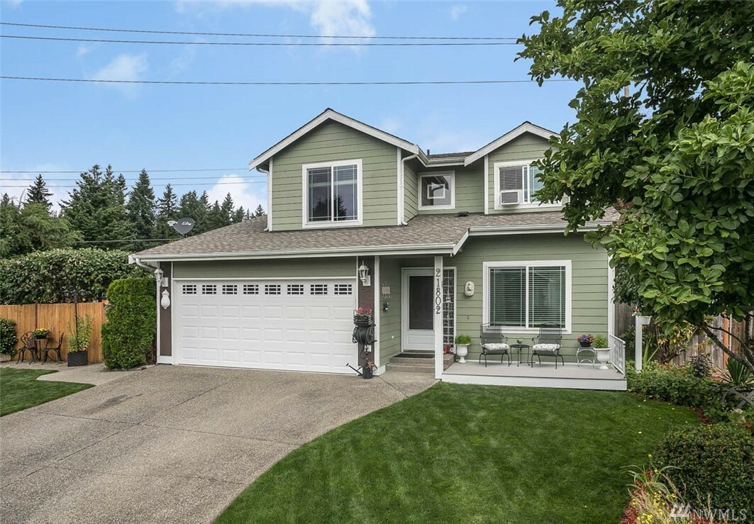 Property Photo:  21802 SE 236th Place  WA 98038 