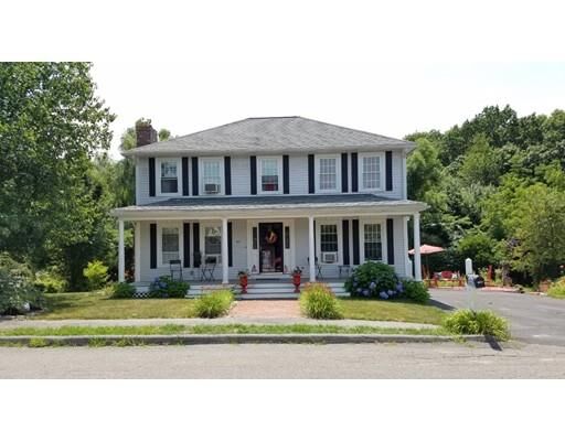 Property Photo: 60 Braeburn Cir MA 01453