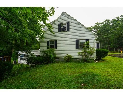 Property Photo:  659 Franklin Rd  MA 01420 