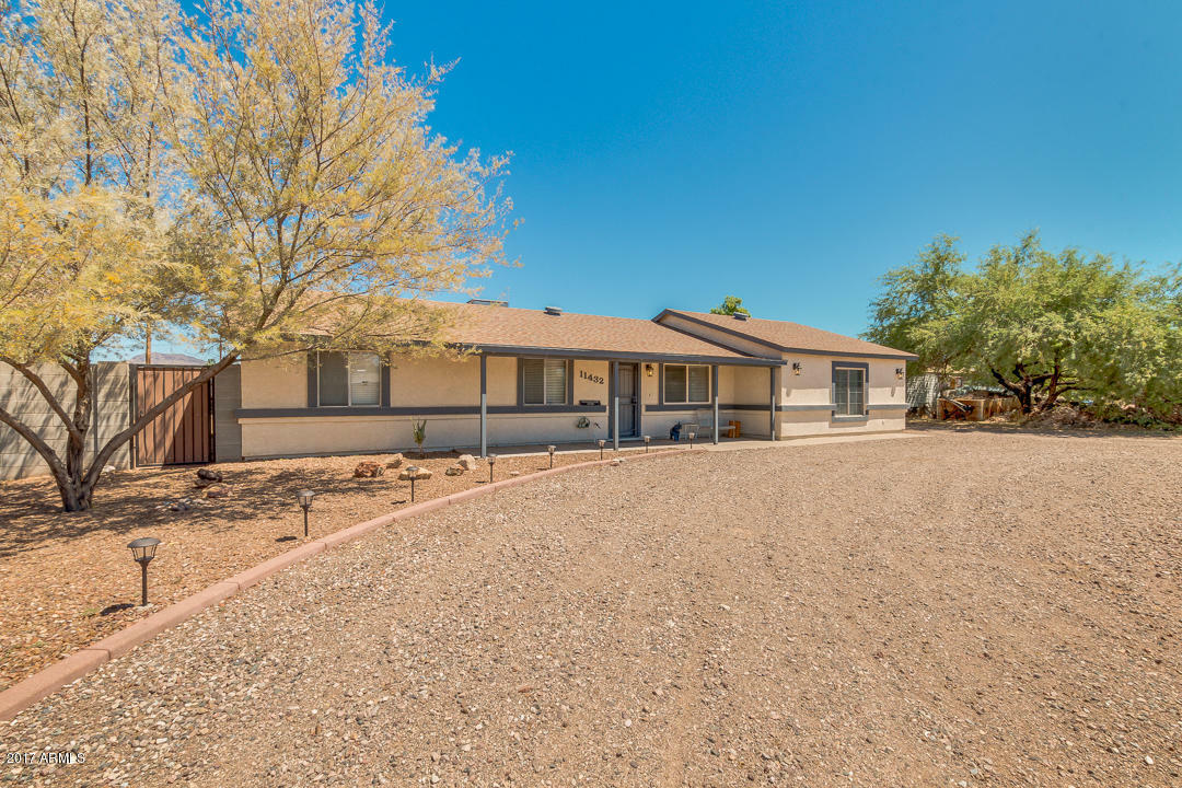 Property Photo:  11432 E 6th Avenue  AZ 85120 