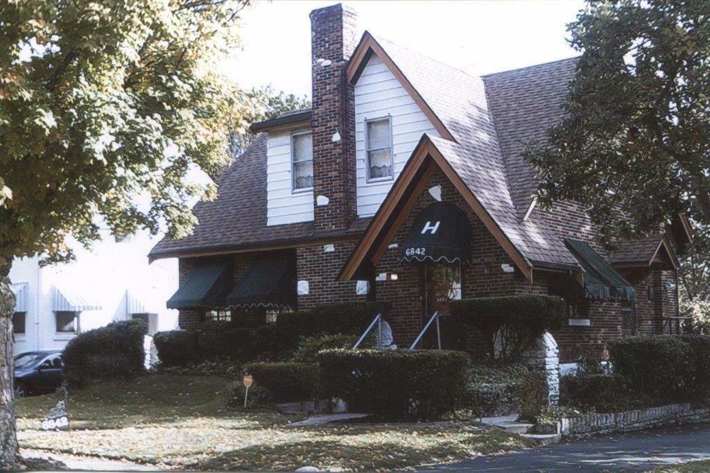 Property Photo: 6842 Elwynne Drive OH 45236