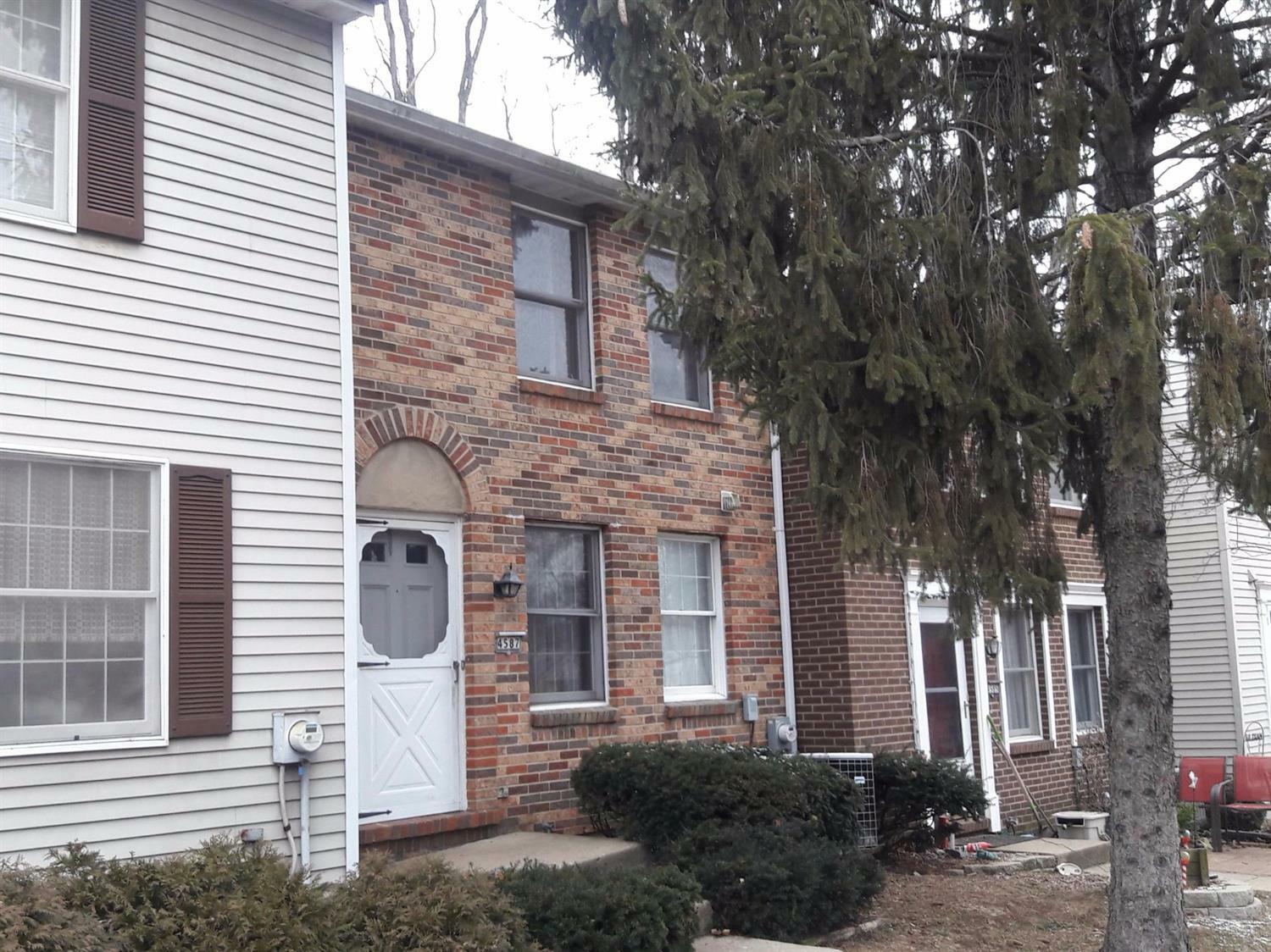 Property Photo: 4587 Middlecourt Drive OH 45103