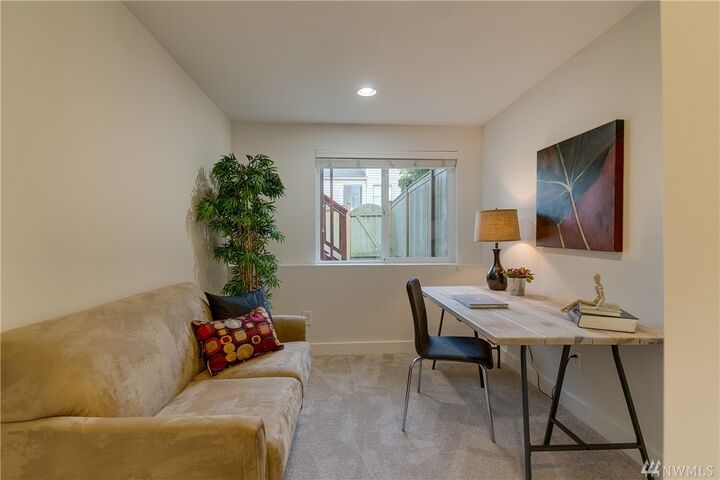 Property Photo:  6751 Alonzo Ave NW  WA 98117 