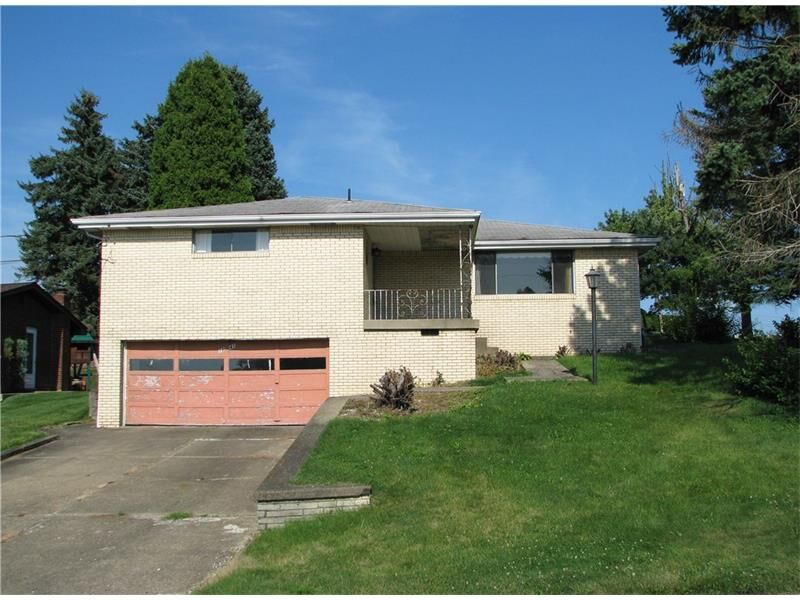 Property Photo:  1241 Craig Drive  PA 15642 