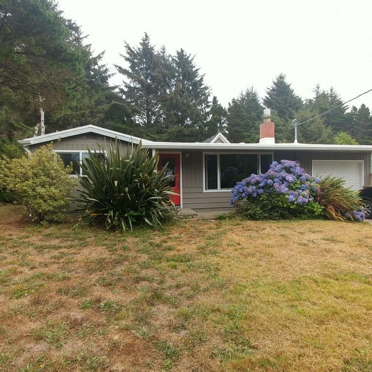 Property Photo:  2795 SW Breakers Dr  OR 97394 