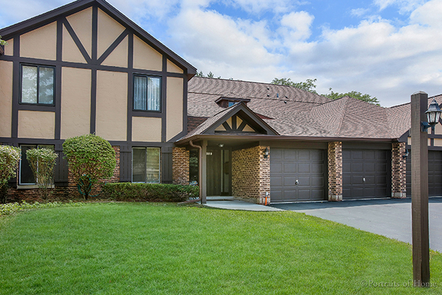 Property Photo: 880 Sheldon Court A IL 60189