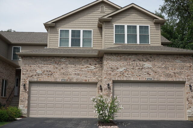 Property Photo:  4726 Auvergne Avenue 4726  IL 60532 