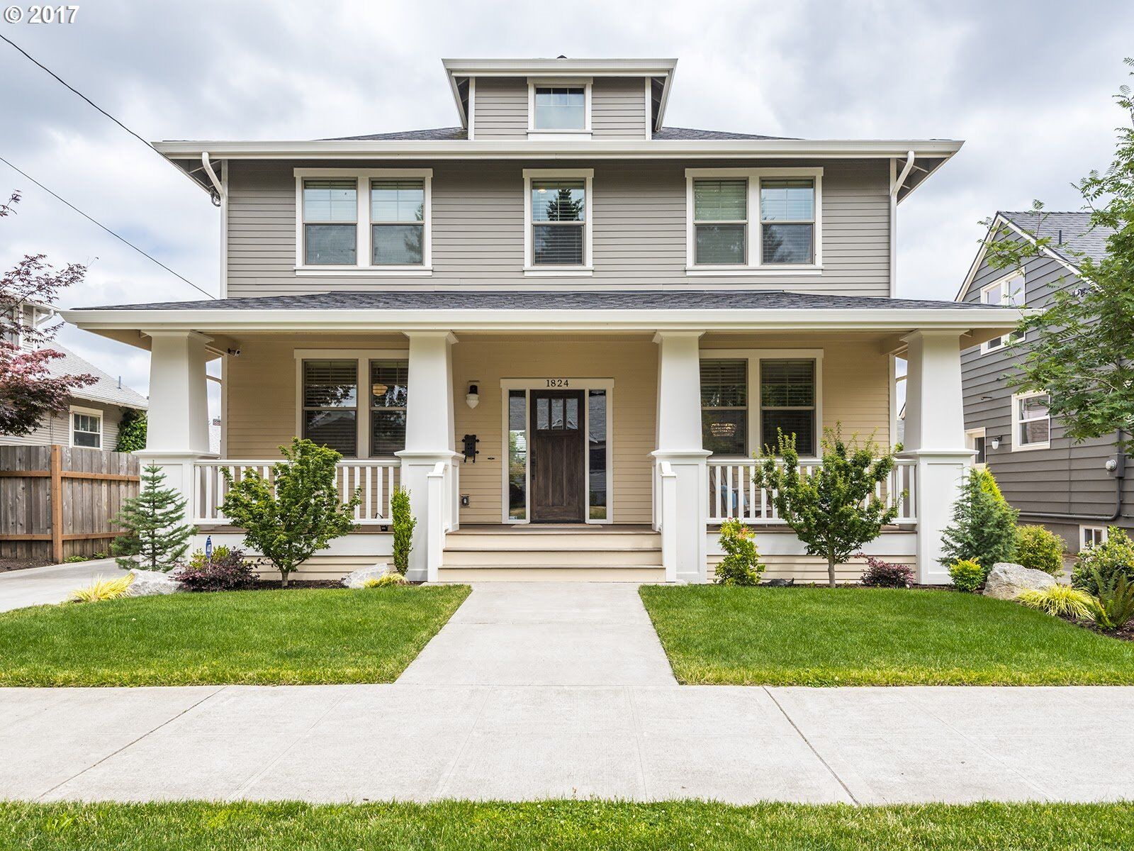 Property Photo: 1824 NE 56th Ave OR 97213