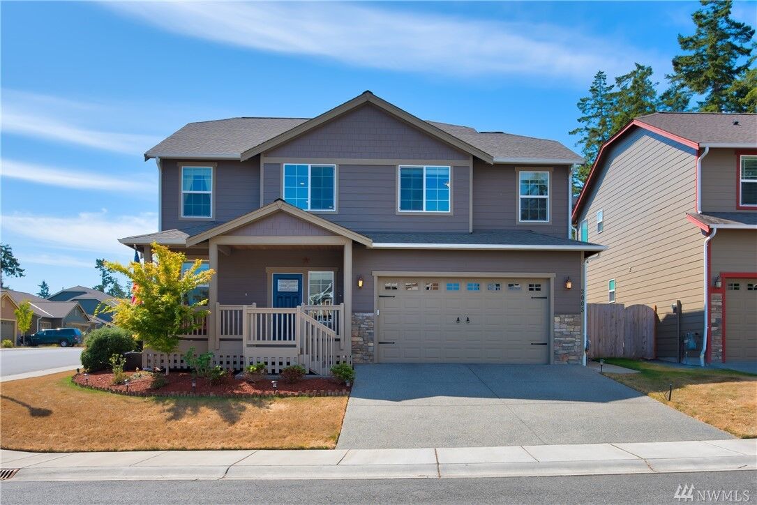 Property Photo:  3005 SW Berwick Dr  WA 98277 