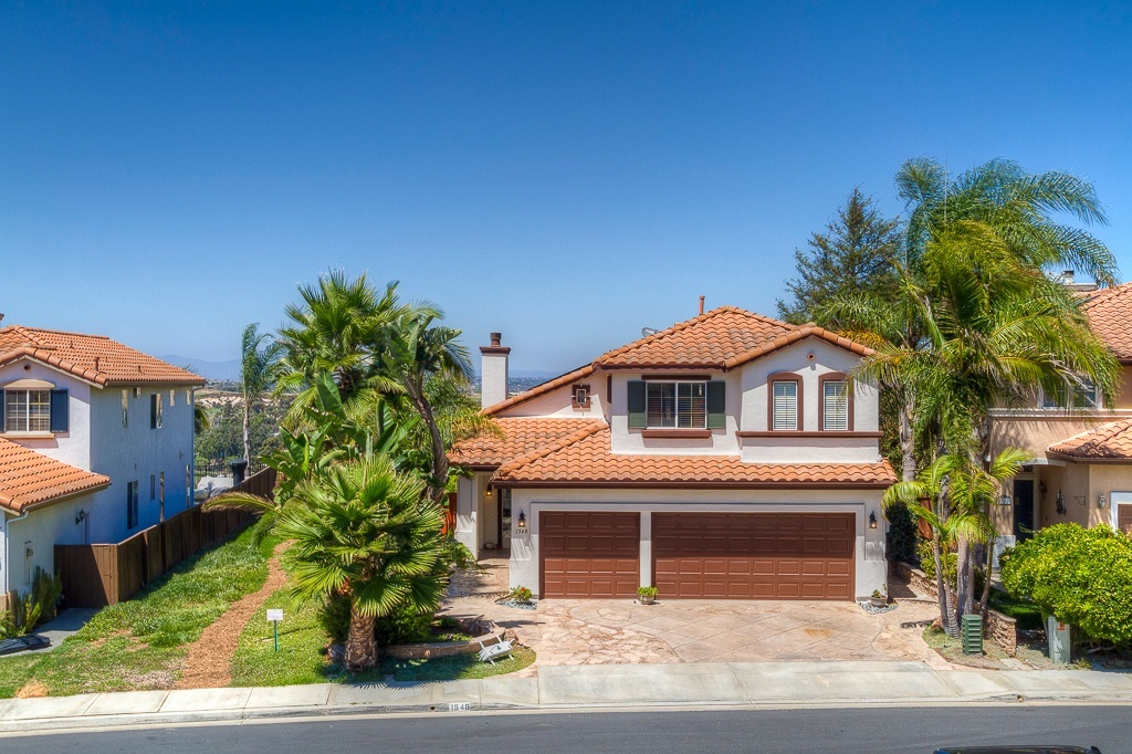 Property Photo: 1548 Sapphire Dr CA 92011