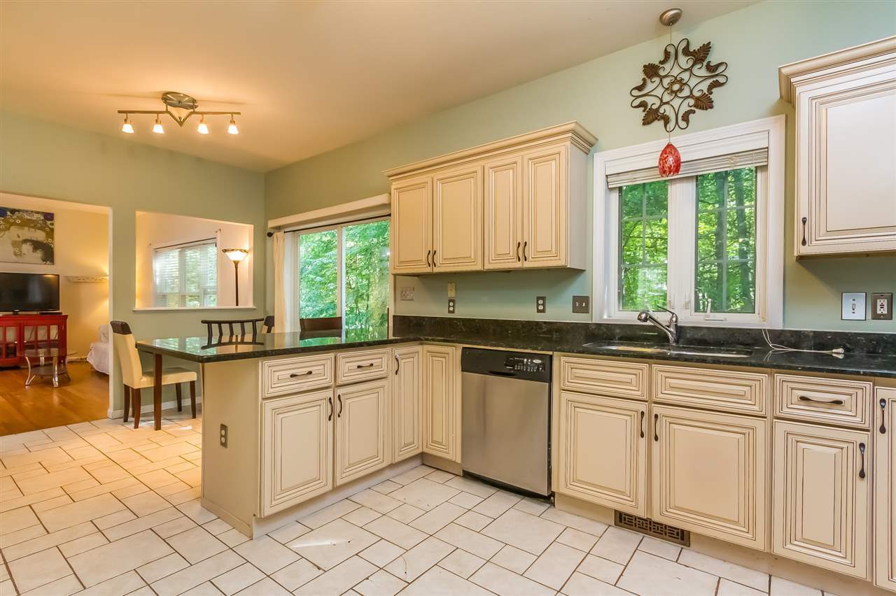 Property Photo:  30 Fox Meadow Lane  NH 03054 