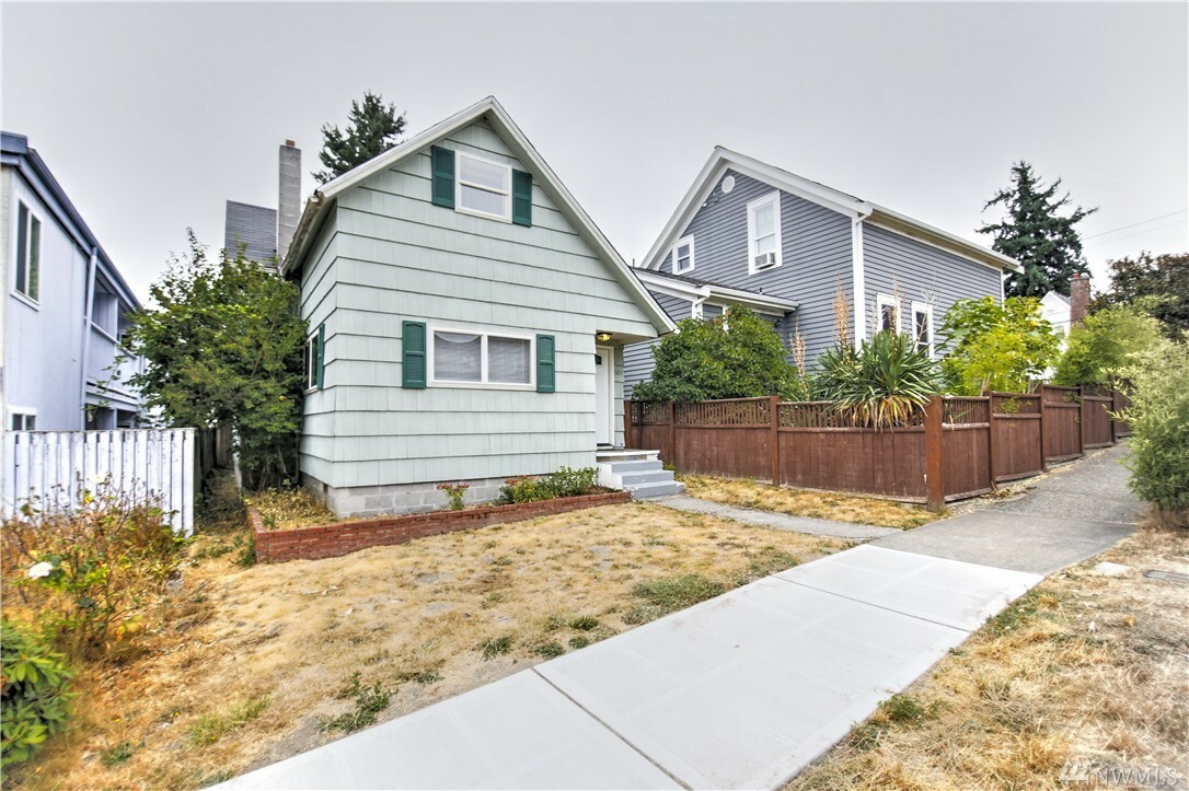 Property Photo:  1105 N L St  WA 98403 