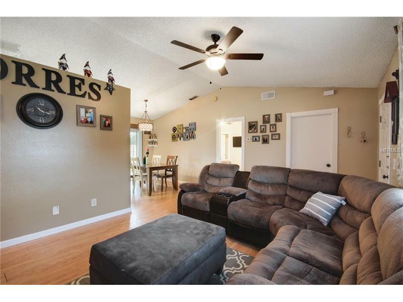 Property Photo:  2510 E Juliet Drive  FL 32738 