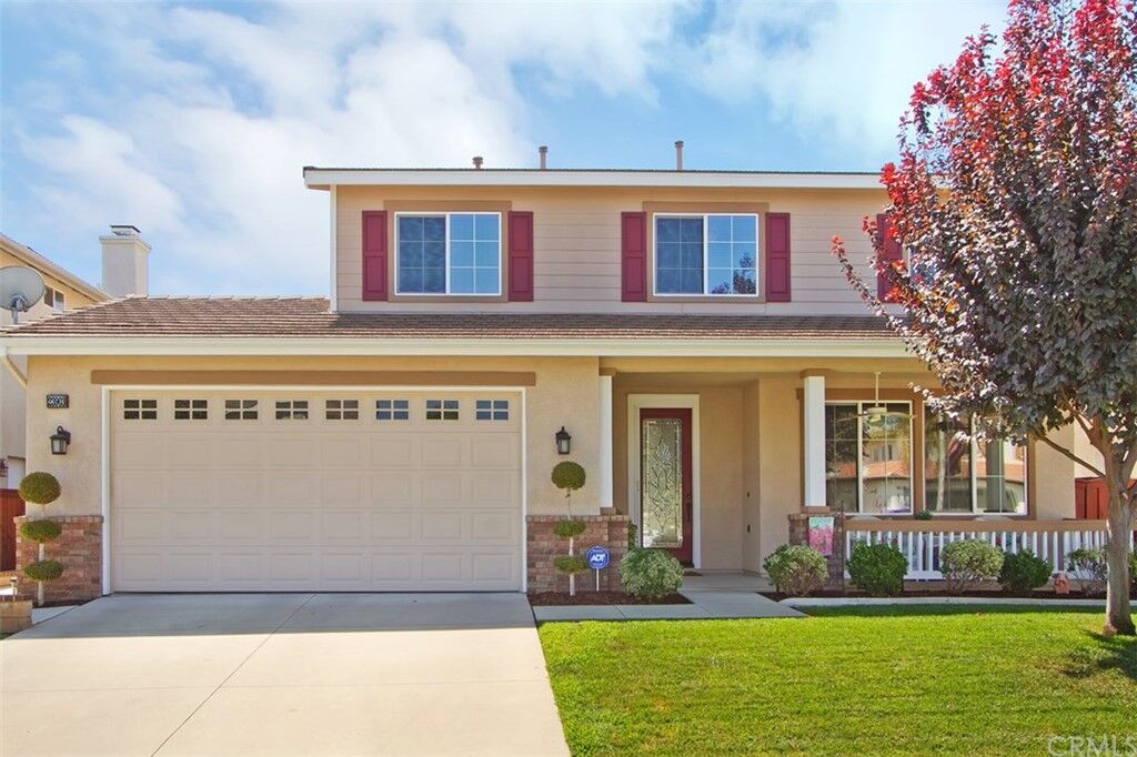 Property Photo:  23903 Cloverleaf Way  CA 92562 