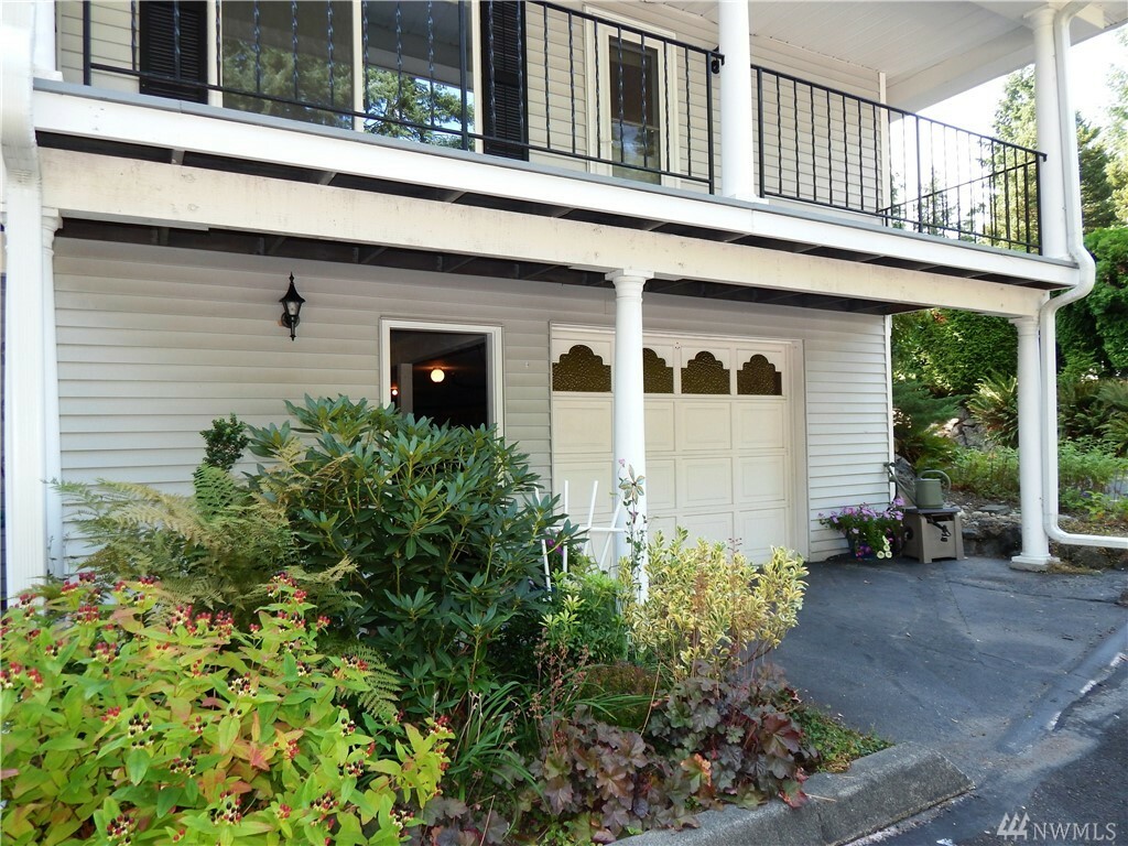 Property Photo:  32700 2nd Place S 271  WA 98003 