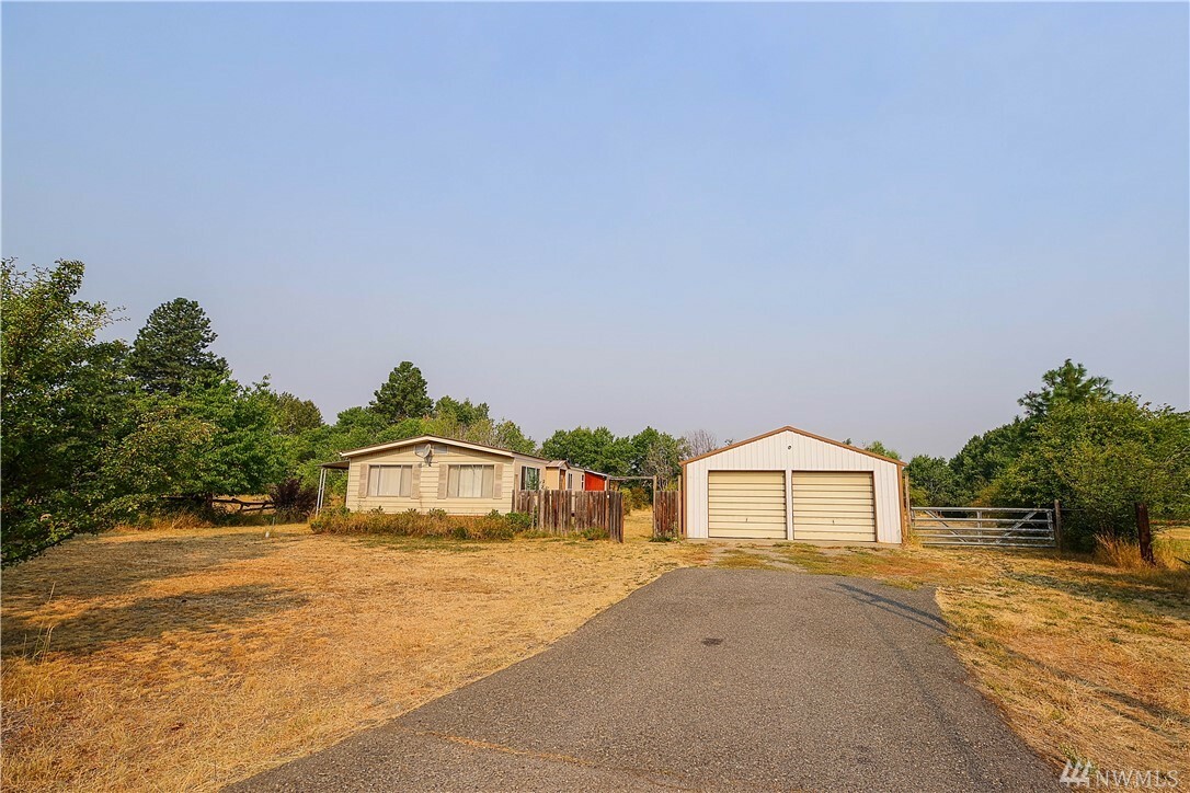 Property Photo:  741 Westside Rd  WA 98922 