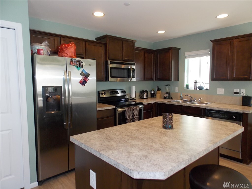 Property Photo: 7533 Brianna Ct SE WA 98513