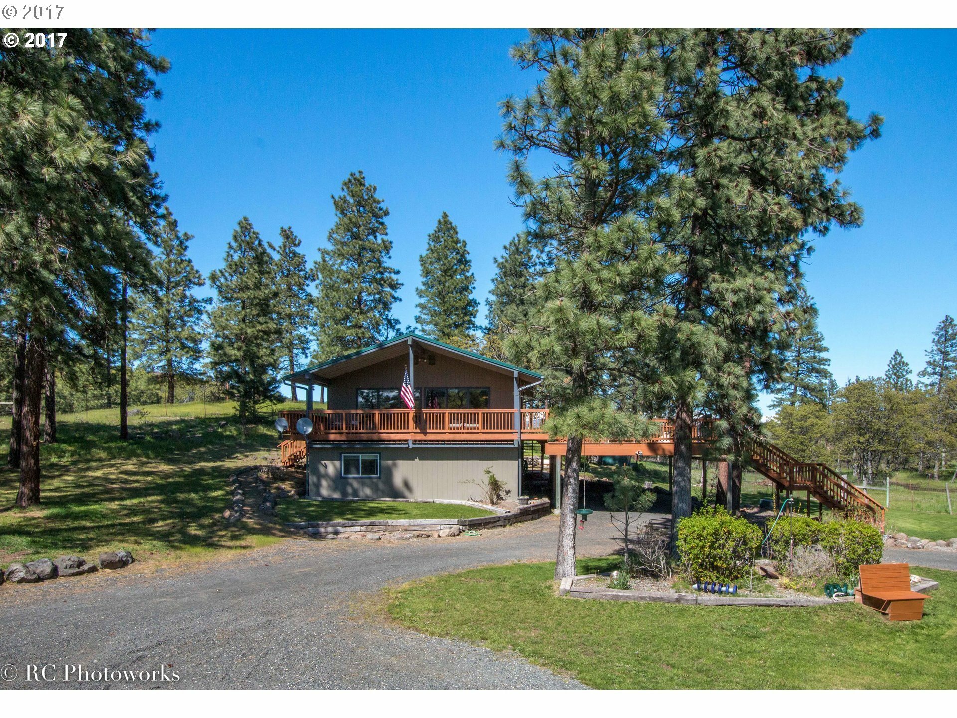 Property Photo:  4365 Browns Creek Rd  OR 97058 