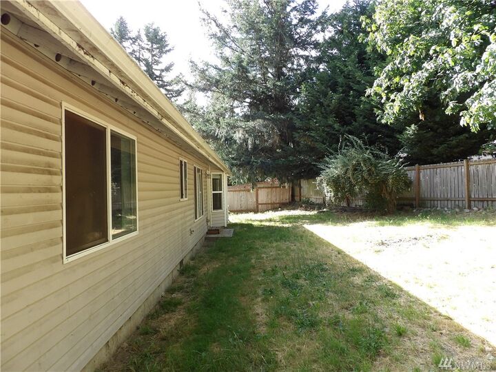 Property Photo:  15812 Wildaire Dr SE  WA 98597 