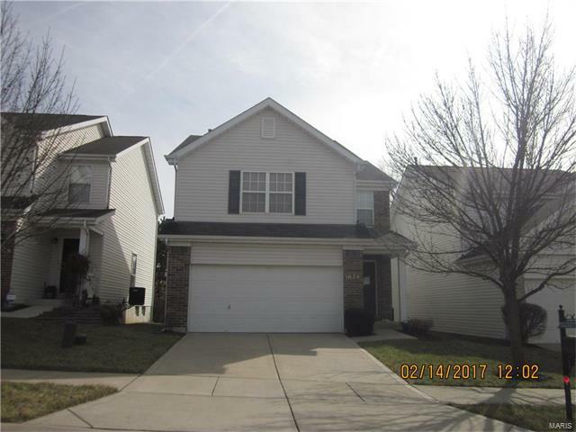 Property Photo: 1624 Hurstborough Manor Drive 63042