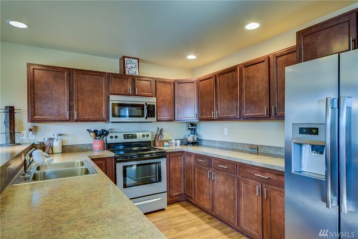 Property Photo:  85 NE Melrose Dr  WA 98277 