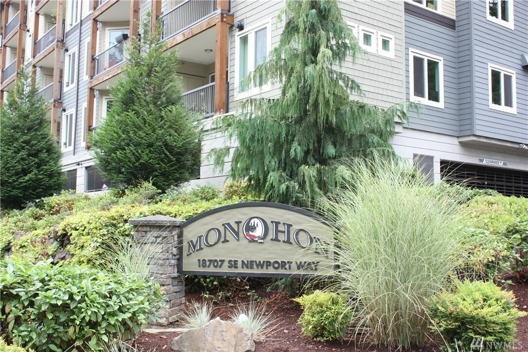 Property Photo:  18707 SE Newport Way 105  WA 98027 