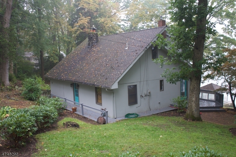 Property Photo: 77 Cupsaw Dr NJ 07456