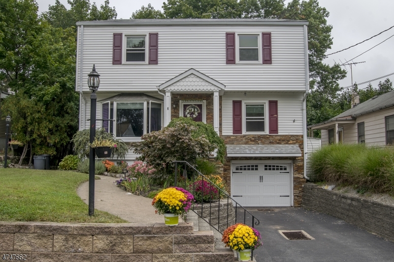 Property Photo: 6 Oak Lane NJ 07034