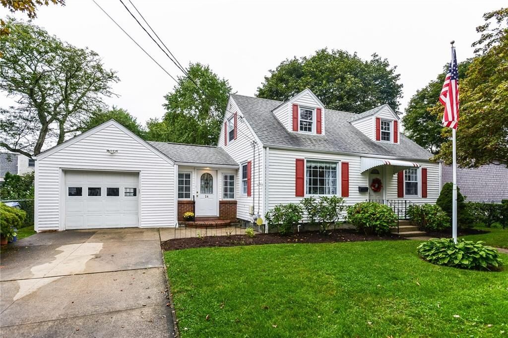 Property Photo:  24 Ninigret St  RI 02889 